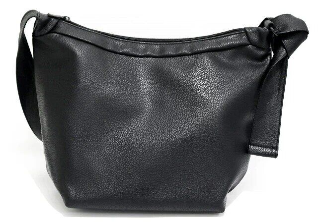 宝島社のおすすめ黒バッグ付録まとめ