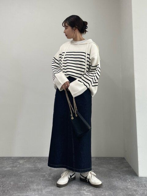 春のデニムスカートコーデ