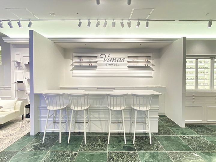 世界の個性溢れるブランドが勢揃い！日本橋三越本店にオープンした〈Vimos eyewear〉でトレンドのアイウェアをおさえよう