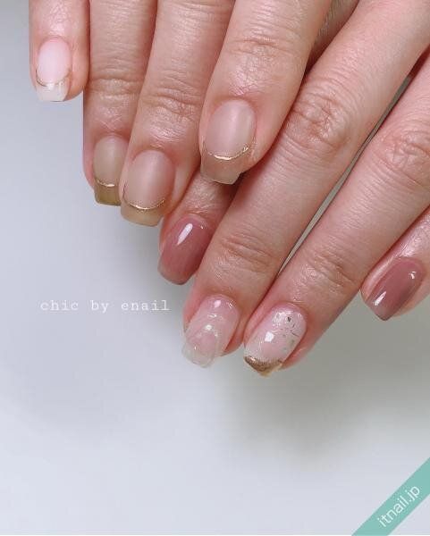 chic by enailが投稿したネイルデザイン [photoid:I0114584] via Itnail Design (728674)