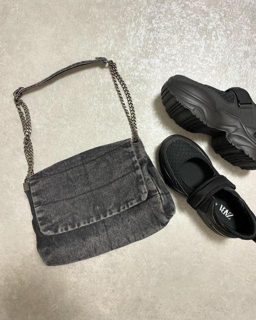 ZARAのデニムバッグ