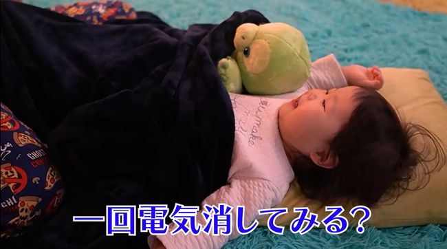 寝てほしい父vs寝たくない2才児