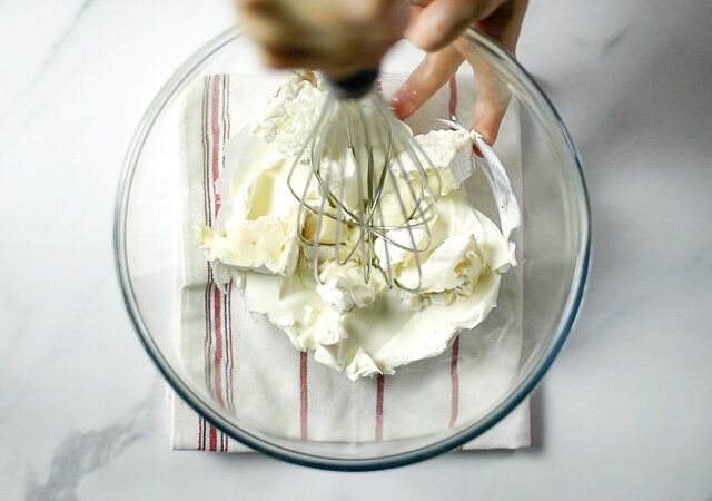 カマンベールチーズケーキ レシピ カマンベールチーズをほぐす