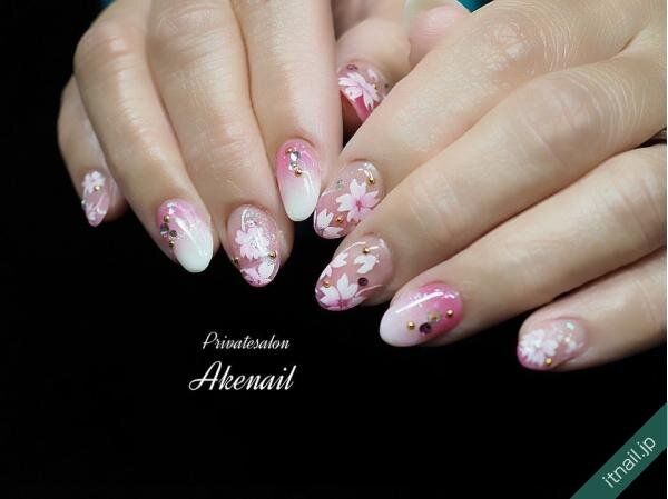 Private salon Ake nailが投稿したネイルデザイン [photoid:I0095777] via Itnail Design (728703)