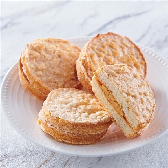 笑みころん 1個 70円（税込）10個入り 720円（税込）