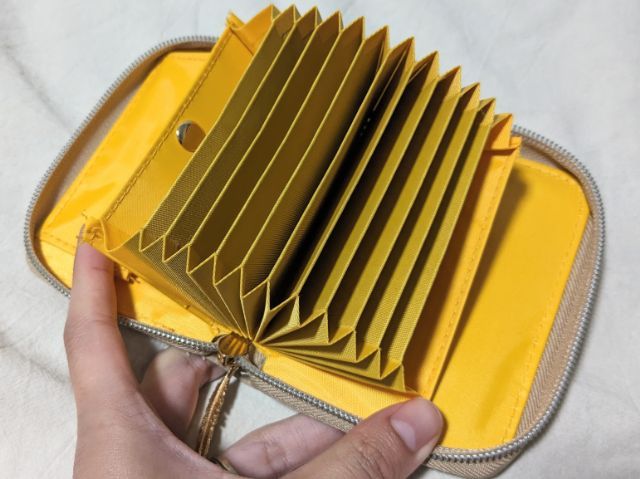 じゃばらのカード入れ