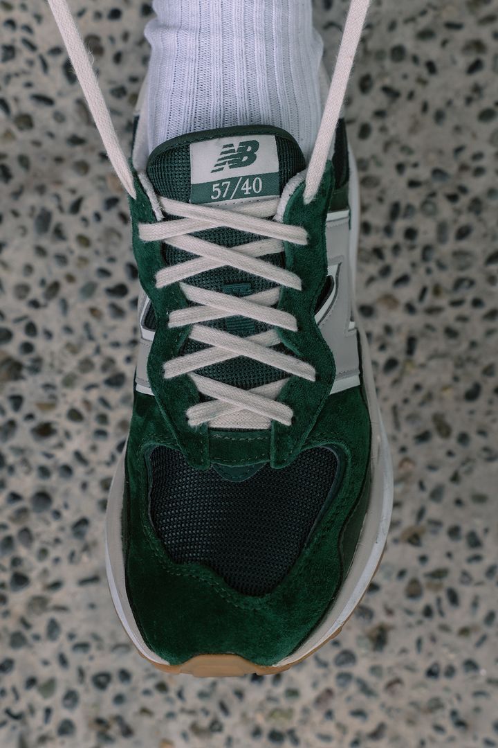 【スニーカー】おしゃれな靴ひもの結び方6選をFUDGEが伝授！基本から変わり種まで