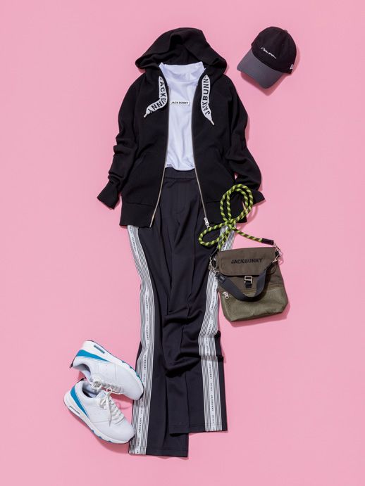 スタイルアップ効果絶大！ ゴルフコーデはワントーン配色でキマり！