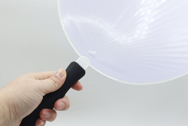 セリアのシリコンうちわ柄グリップは長丁場のライブで役立つ