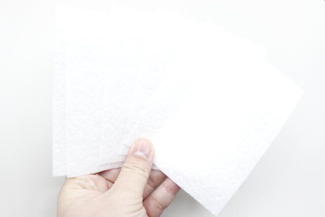 セリアのピカピカ！輝き蘇る磨きシート