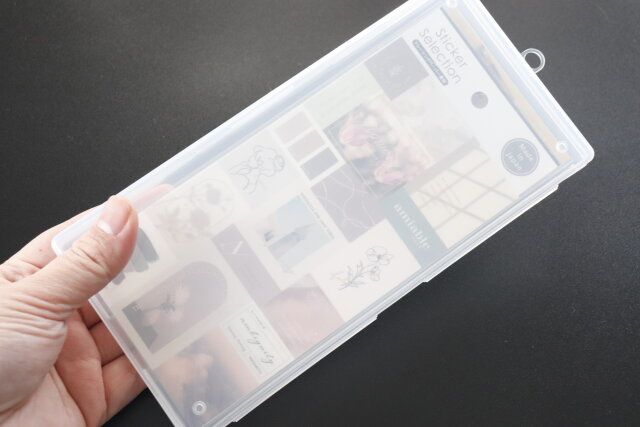 No.3289 シートシール収納ケース Mのサイズ感