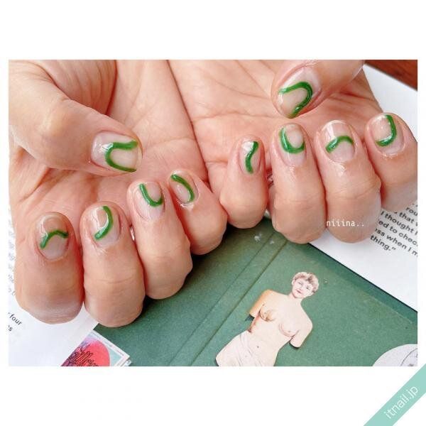 a little salon niiinaが投稿したネイルデザイン [photoid:I0100774] via Itnail Design (728822)