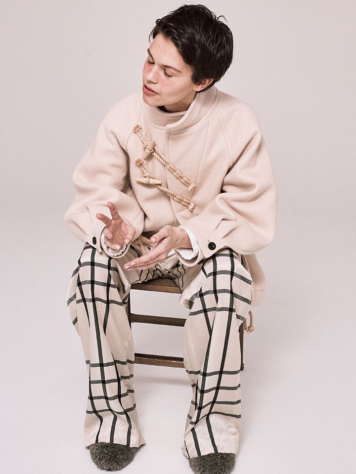 シンプルな中に計算されたデザインが魅力的！《HYKE》のカラー別コレクション6選