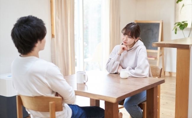 夫婦話し合いイメージ