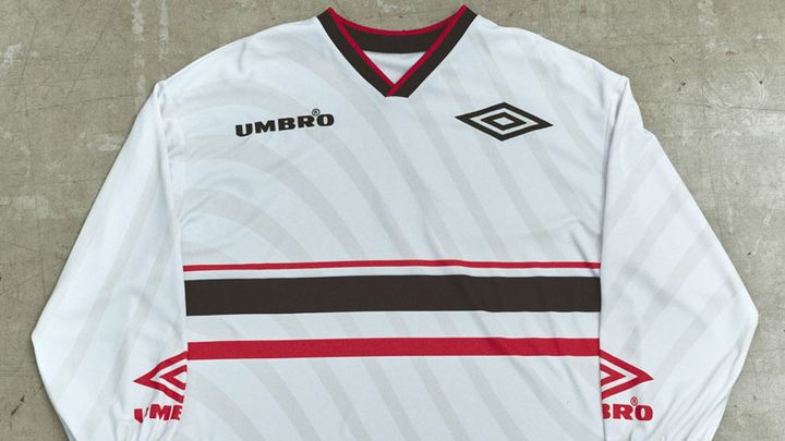 ベッカム時代の“SHARPユニ”がモチーフ！『UMBRO×BELPER×M TO R』トリプルコラボの新作コレクションが登場