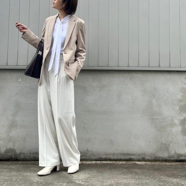 ボウタイブラウスコーデ１