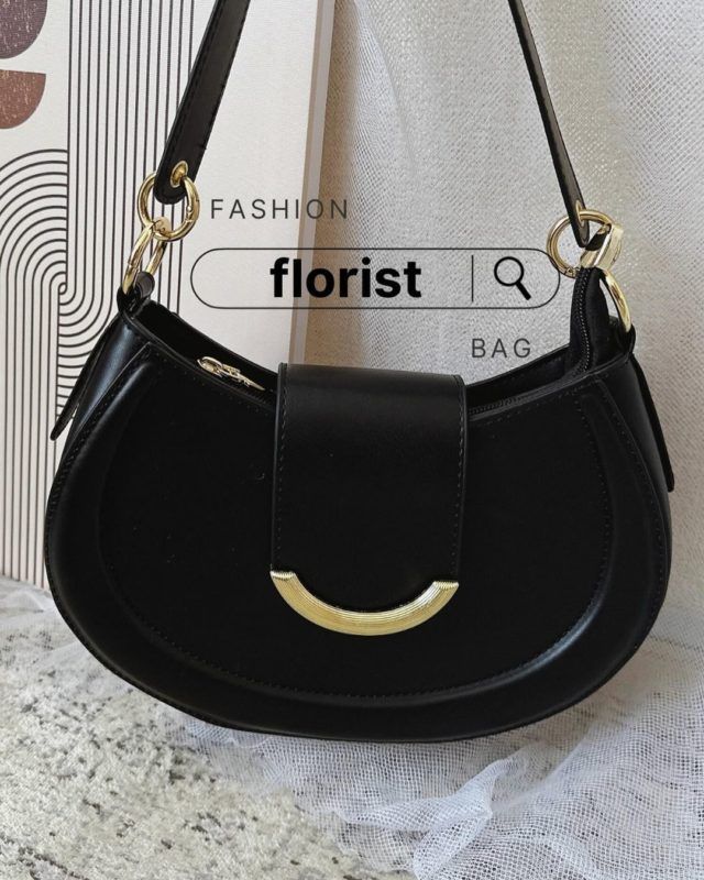 ハーフムーンバッグ