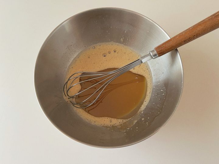 【簡単レシピ】ジューシーいちごとホワイトチョコの米粉マフィン【渡辺友美子のコーヒーに合うお菓子のレシピ vol.32 〜レシピで旅するヨーロッパ〜】