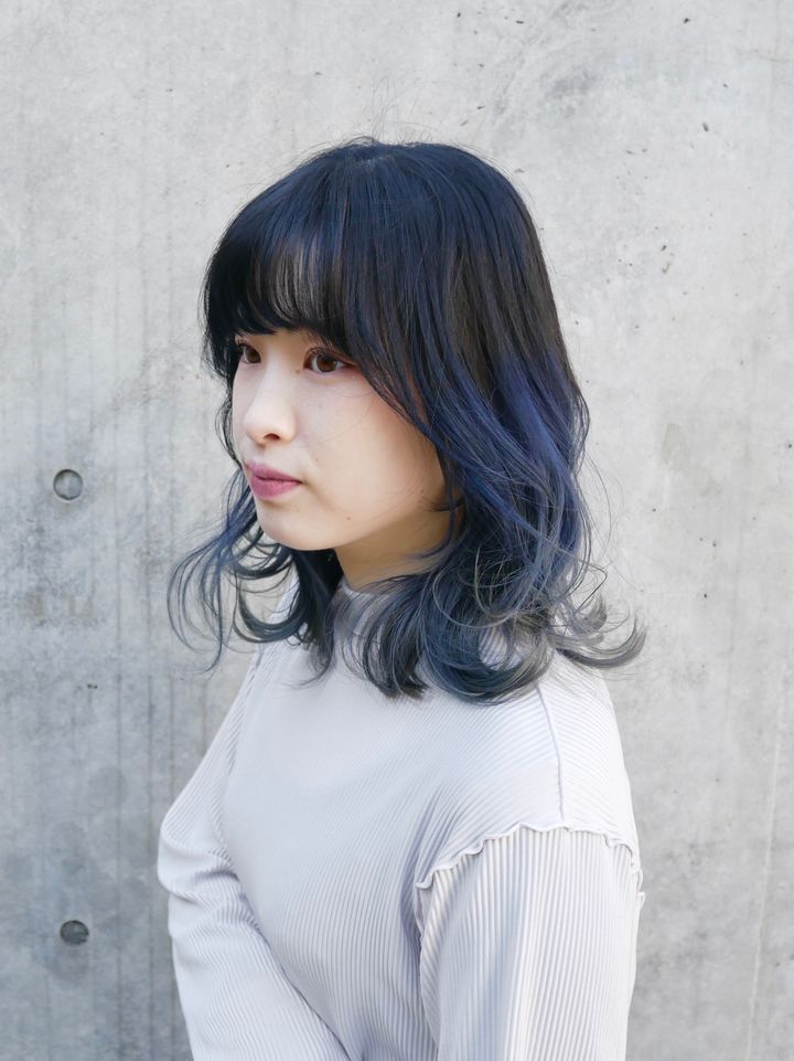 【レングス別】触覚ヘアをつくるおすすめの巻き方はズバリ「外巻き」