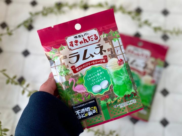 ドラマ「不適切にもほどがある！」とのコラボ商品「すきゃんだるラムネ」