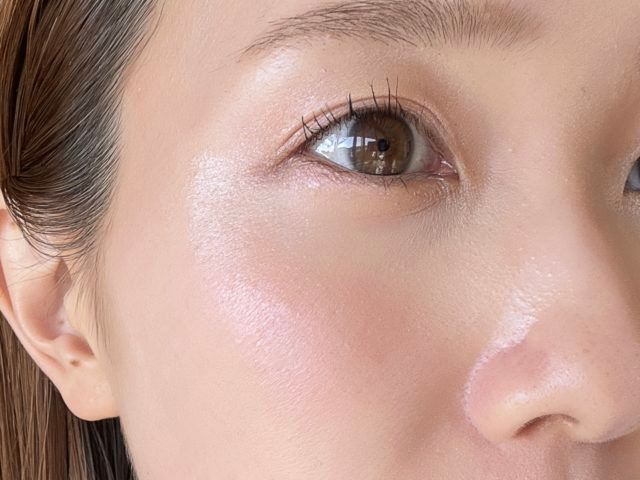 セザンヌ パールグロウニュアンサーを使ったメイクの仕上がりイメージ