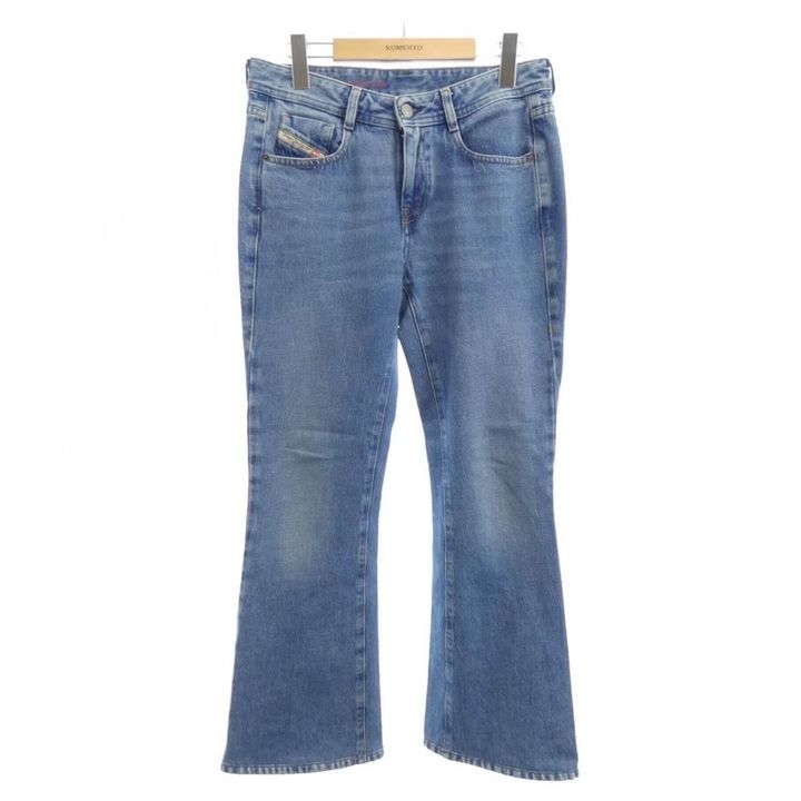 ディーゼルのローライズジーンズ