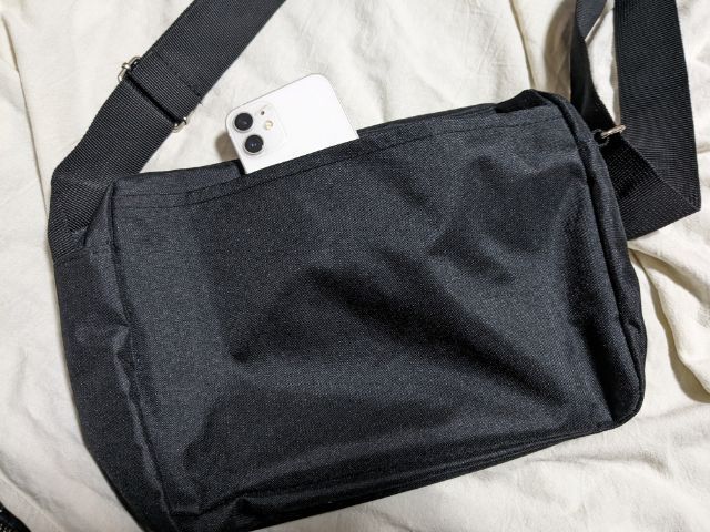 背面オープンポケット