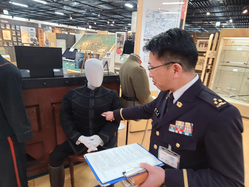 『ゴールデンカムイ』にも登場！“陸軍最強”の「第七師団」、明治期の貴重な軍服も！ファンに人気の展示を館長さんに聞いてみた｜「北鎮記念館」（旭川）【前編】  | TRILL【トリル】