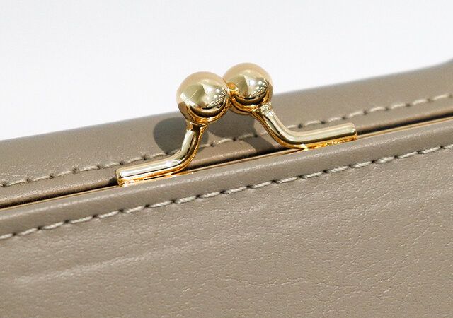 宝島社ムック本のTHE EDITORSがま口ミニ財布 