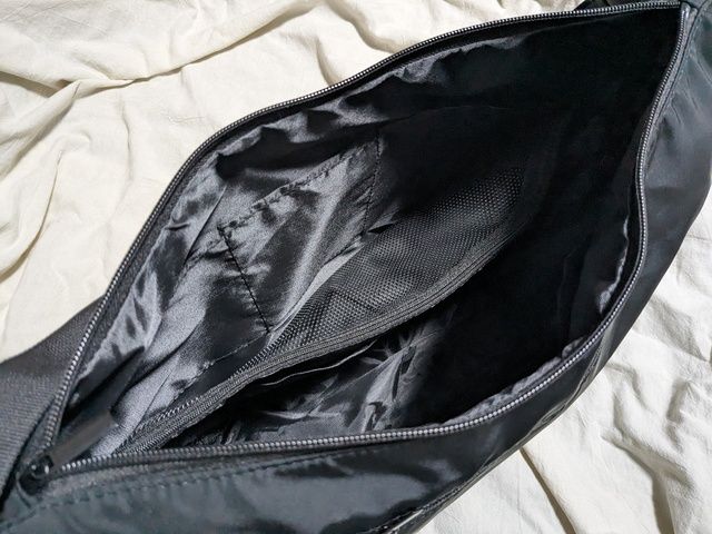 バッグ内側全体