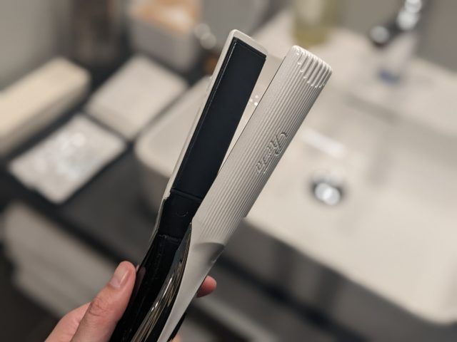 リファビューテックストレートアイロン