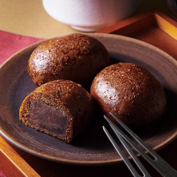 かりんとう饅頭 1個 97円（税込） 6個入り 583円（税込）