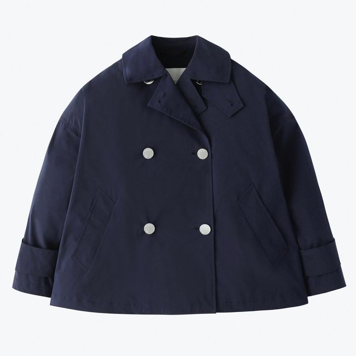 画像: 「HUMBIE DOUBLE SH METAL BUTTON （NAVY）」￥107,800 出典：マッキントッシュ