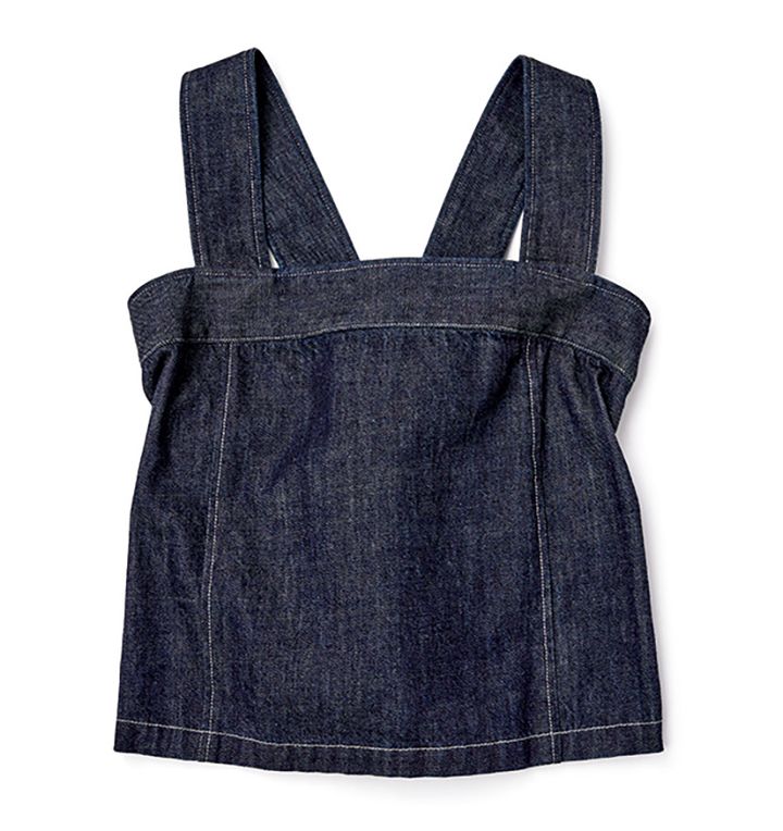 カジュアルな着こなしに旬のムードを添えるビスチェ。 シンプルなトップスに重ねて