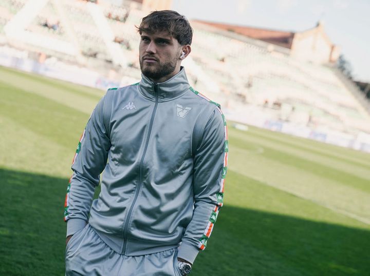 40年前の“祭典”に触発！『Kappa×ヴェネツィア』の新作トラックスーツ「LA84」は、新しいのに懐かしい