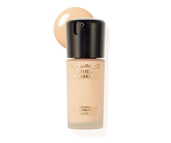 スタジオ ラディアンス セラム ファンデーション