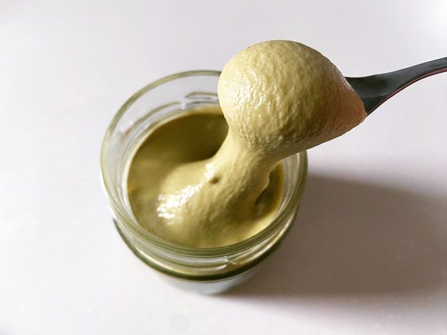 成城石井 果実60％のオレンジマーマレード ピスタチオブレッド 中身