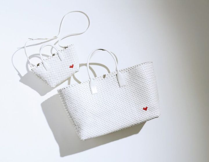 ボッテガ・ヴェネタのカバ 赤いハート