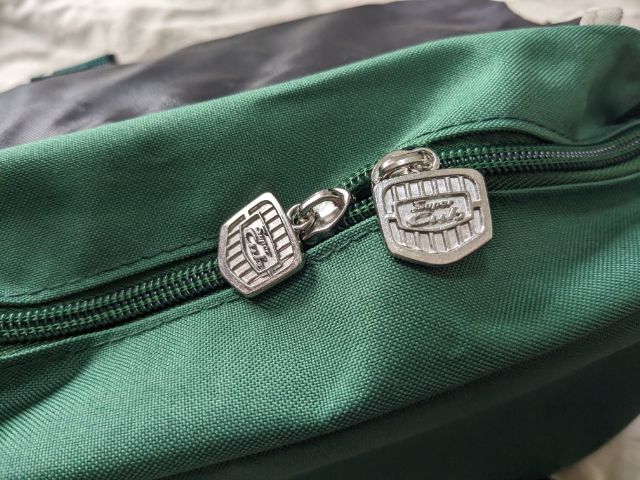 エンブレムチャーム