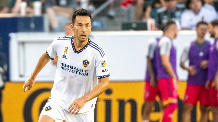 35歳吉田麻也を「先生」と呼ぶLAギャラクシーの若手FW、実はチェスの腕前が世界レベルだった