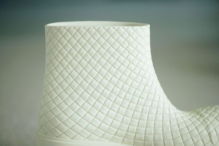 ボッテガ・ヴェネタ サスティナブル ファイヤーマン シーソルトシューズ