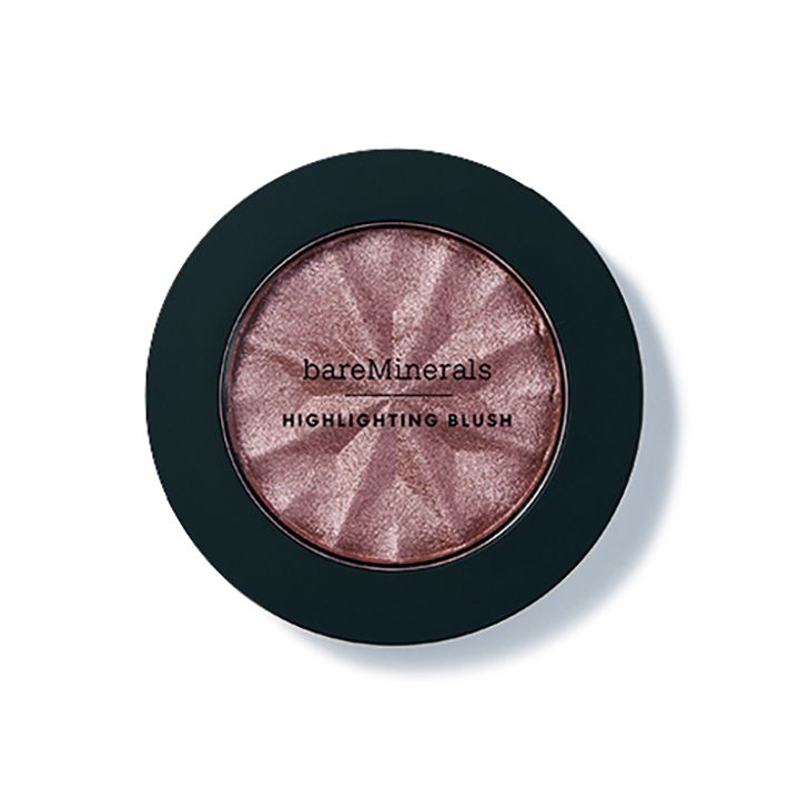 クリアフレームのメガネスタイルがさらにかわいくなる！プロ直伝のメイク術