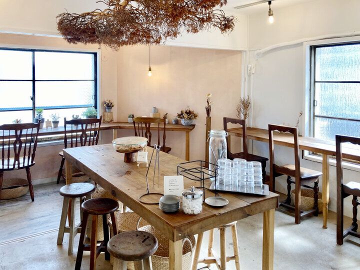 吉祥寺の郊外にひっそりと佇む、アンティークな隠れ家フルーツパーラー♪「果実店 canvas」