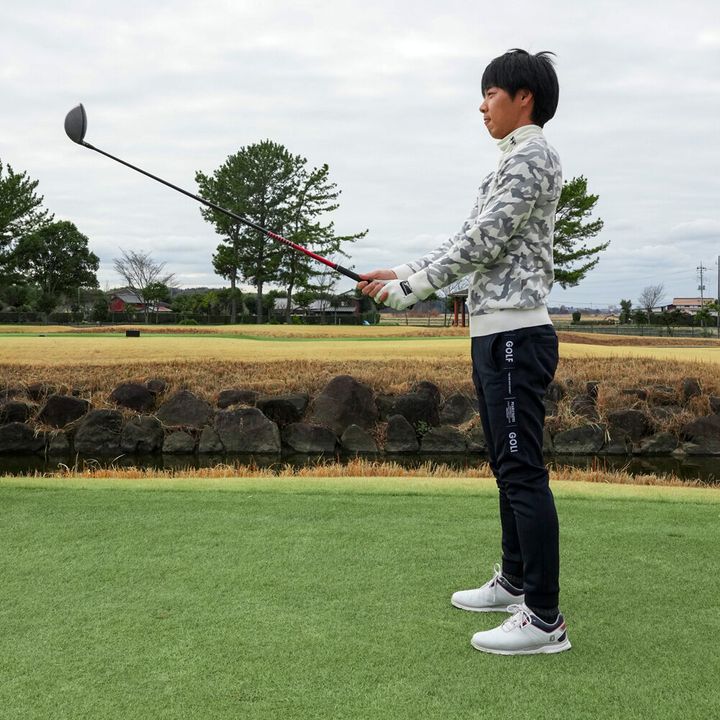 ショットが安定しないのは不安定な構えのせい！ ナイスショットを生むアドレスの仕方