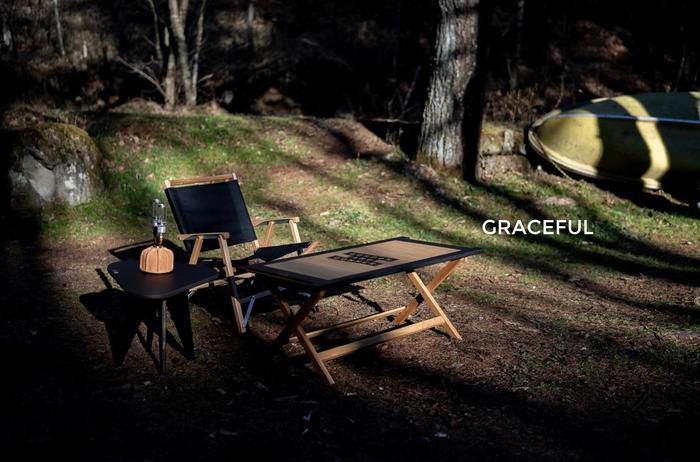 asobi FACTORYのアウトドアテーブル「グレイスフル」