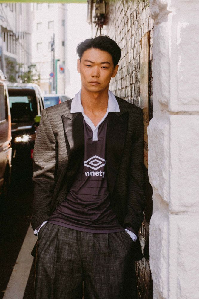 ストリートブランド「9090」と「UMBRO」のコラボが登場！俳優・笠松将のビジュアルも注目の“90年代テイスト”