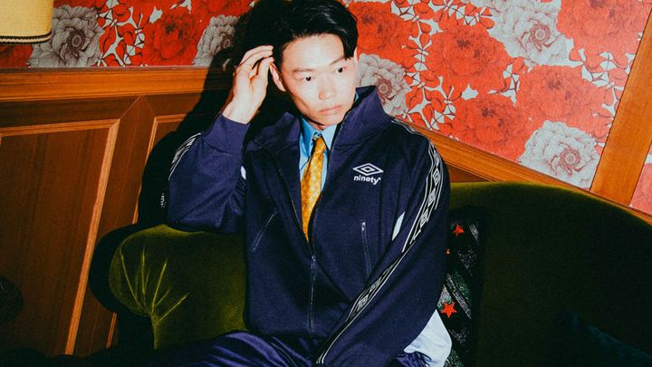 ストリートブランド「9090」と「UMBRO」のコラボが登場！俳優・笠松将のビジュアルも注目の“90年代テイスト”