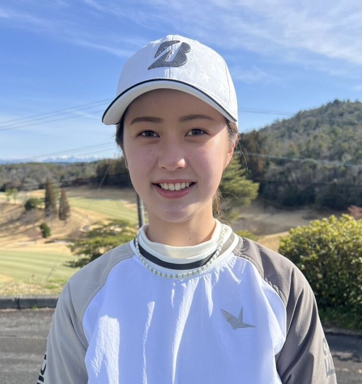 19歳・女子プロ、新しい契約を締結！「初優勝を目標に…」と語る