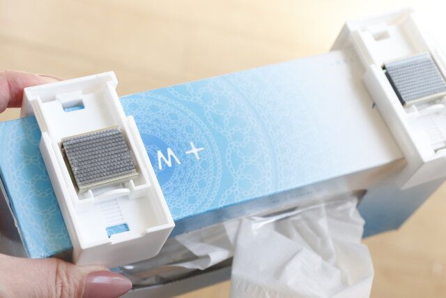 セリアのSimpler ボックスホルダーをボックスティッシュに設置