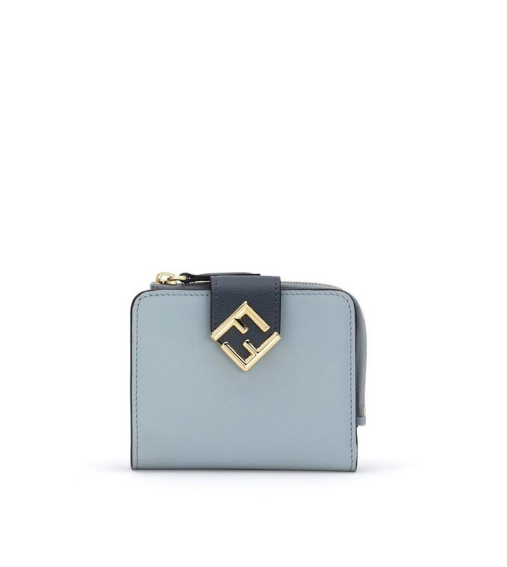 三つ折り財布 フェンディのFFダイアモンド